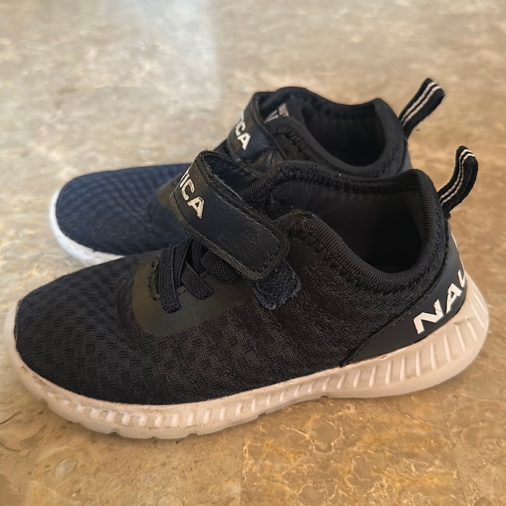 Nautica Toddler Shoes size 10